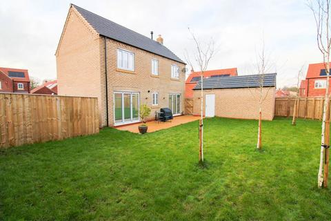 3 bedroom detached house for sale, Viking Drive, Gainsborough DN21