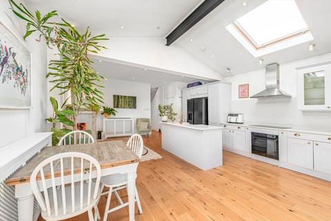 3 bedroom end of terrace house for sale, Inglemere Road, Tooting CR4