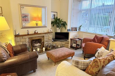 3 bedroom semi-detached house for sale, Crossley Lane, Mirfield WF14
