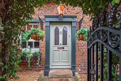 4 bedroom house for sale, St. Albans Street, Windsor