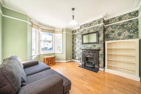 2 bedroom terraced house to rent, Nottingham Road, Isleworth TW7