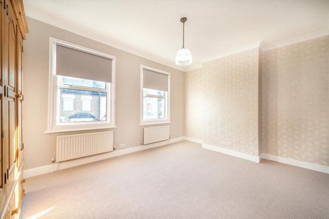 2 bedroom terraced house to rent, Nottingham Road, Isleworth TW7