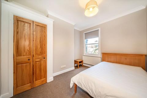 2 bedroom terraced house to rent, Nottingham Road, Isleworth TW7