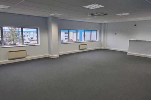 Warehouse to rent, Hearle Way Hatfield AL10 9EW