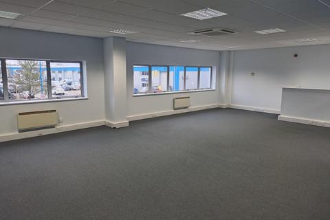 Warehouse to rent, Hearle Way Hatfield AL10 9EW