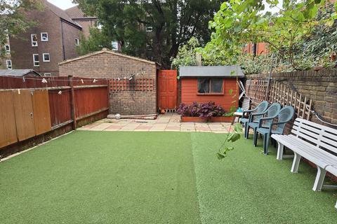 3 bedroom semi-detached house for sale, Western Road, London W5