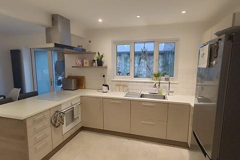 undefined, Eskdale Road, Wakefield, WF2
