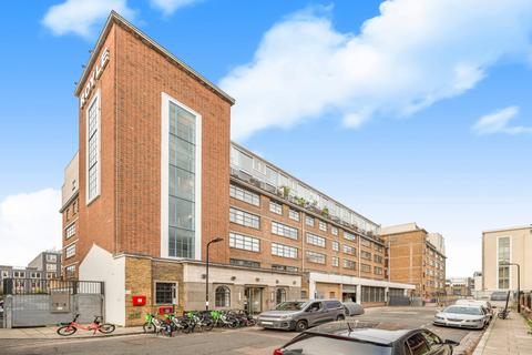 2 bedroom flat for sale, Royle Building, 31 Wenlock Road, London