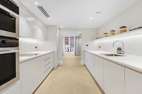 3 bedroom maisonette to rent, Ebury Street, Belgravia, London