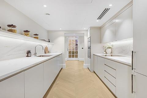 3 bedroom maisonette to rent, Ebury Street, Belgravia, London