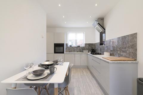 5 bedroom terraced house to rent, Linton Gardens, London