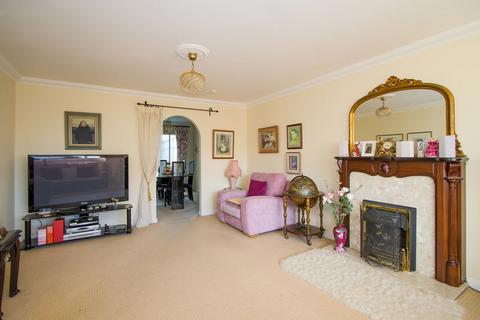 3 bedroom bungalow for sale, Castle Avenue, Penarth