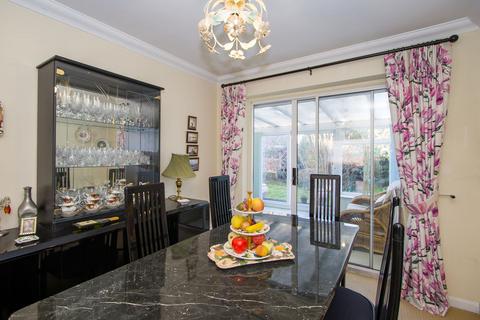3 bedroom bungalow for sale, Castle Avenue, Penarth