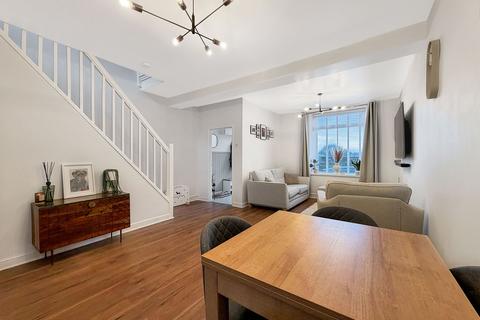 undefined, Llwyncelyn Terrace, Treharris CF46