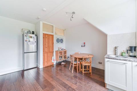 3 bedroom flat to rent, Dartmouth Road, Forest Hill, London, SE26