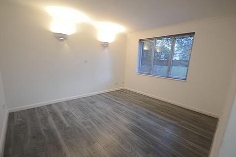 2 bedroom ground floor flat to rent, Parsonage Road, Bournemouth BH1
