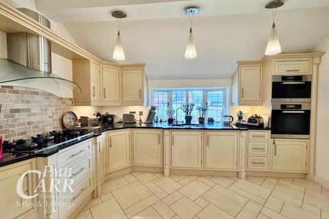 undefined, Park Drive, Four Oaks,  Sutton Coldfield, B74 2YA