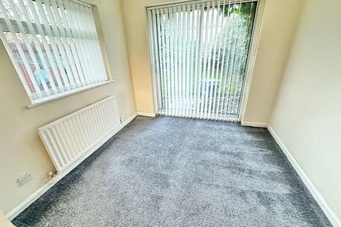 3 bedroom end of terrace house for sale, Hargrave Drive, Great Sutton