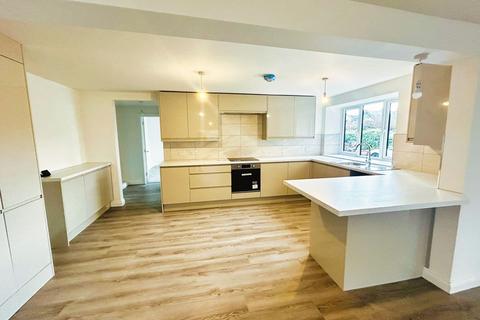 undefined, Westgate, Cowbridge, CF71