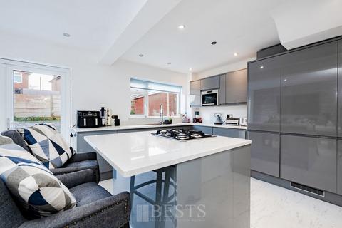 3 bedroom semi-detached house for sale, Vista Road, Higher Runcorn