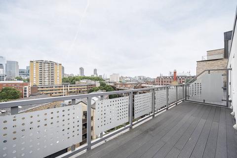 2 bedroom flat to rent, Dingley Road, Islington, London, EC1V