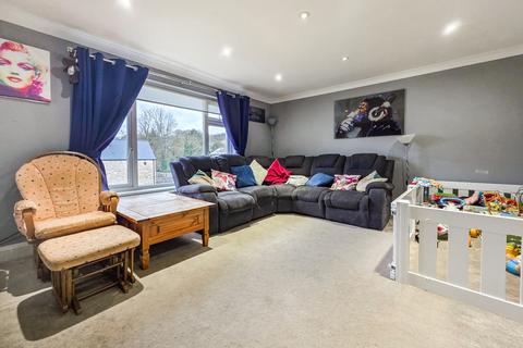 2 bedroom apartment for sale, Queensmead Road, High Wycombe HP10
