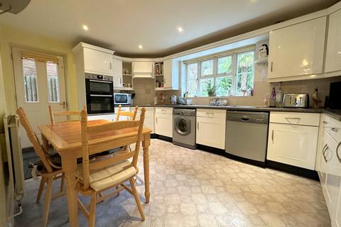 5 bedroom detached house for sale, Portchester Heights, Fareham PO16