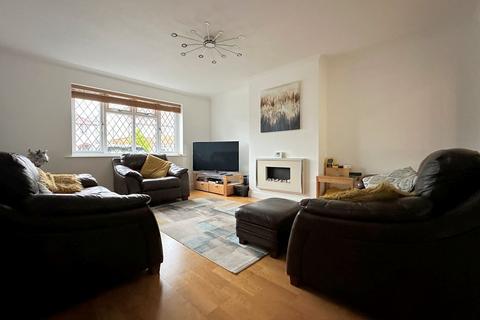 4 bedroom semi-detached house for sale, Romsey Avenue, Fareham PO16