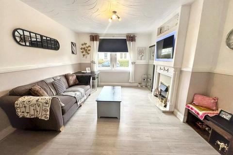 2 bedroom apartment for sale, School Terrace, Coalsnaughton FK13