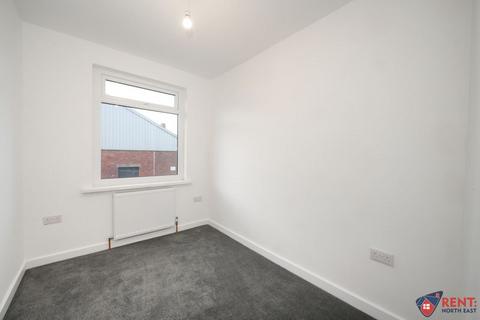 3 bedroom apartment to rent, Norham Road, North Shields
