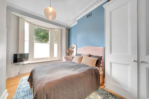 1 bedroom flat for sale, Thane Villas, London N7