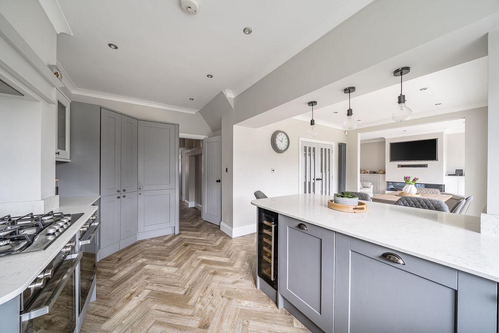 Kitchen/ Dining/...