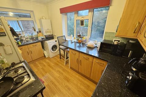 2 bedroom maisonette for sale, Belvue Close, Northolt