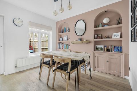 4 bedroom terraced house for sale, Mill Road, Bletchley, Milton Keynes