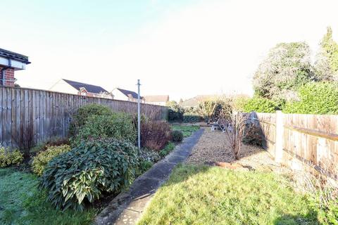 3 bedroom end of terrace house for sale, Dorset Close, Milton Keynes