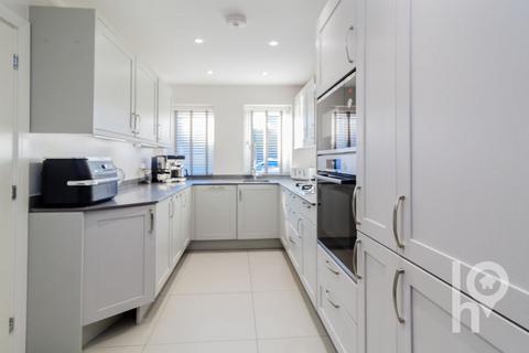 3 bedroom detached house for sale, Commodores Close, Sheerness ME12