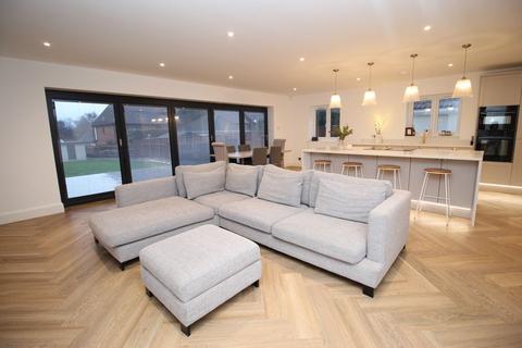 5 bedroom detached house for sale, Upper Northam Road, Southampton SO30