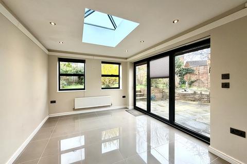 undefined, Fynamore Gardens, Calne SN11