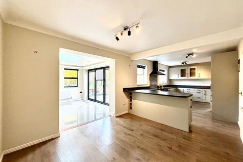 undefined, Fynamore Gardens, Calne SN11