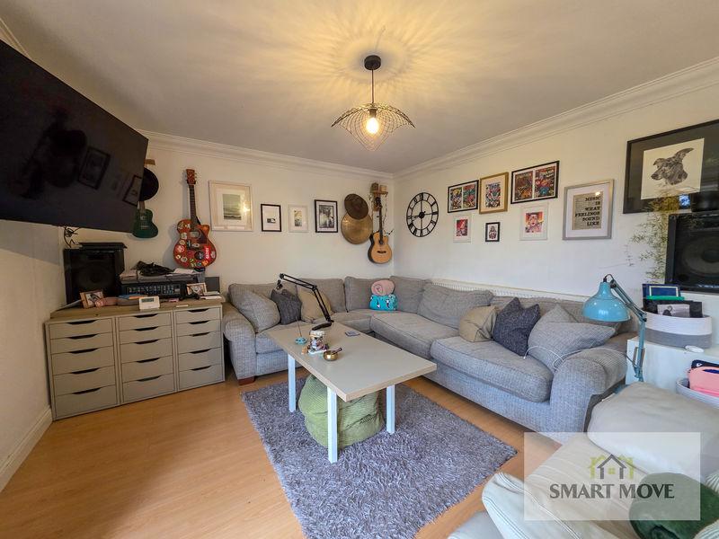 Kitchen Family Room