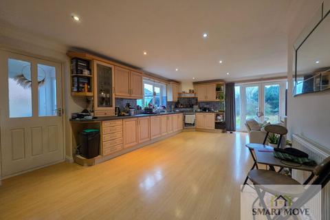 4 bedroom detached bungalow for sale, Hesketh Lane, Preston PR4