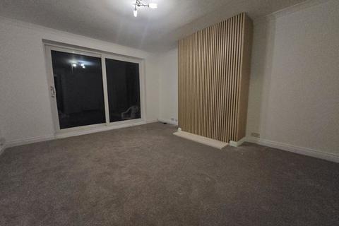 2 bedroom apartment to rent, Willow Road, Bromsgrove, B61 8PL