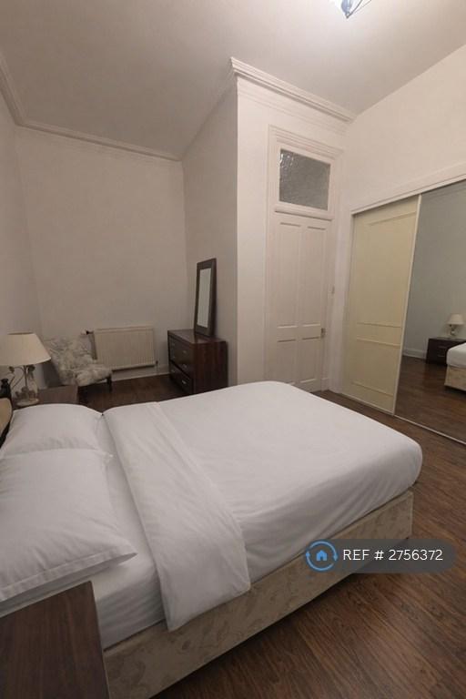 Bedroom 2 - 1