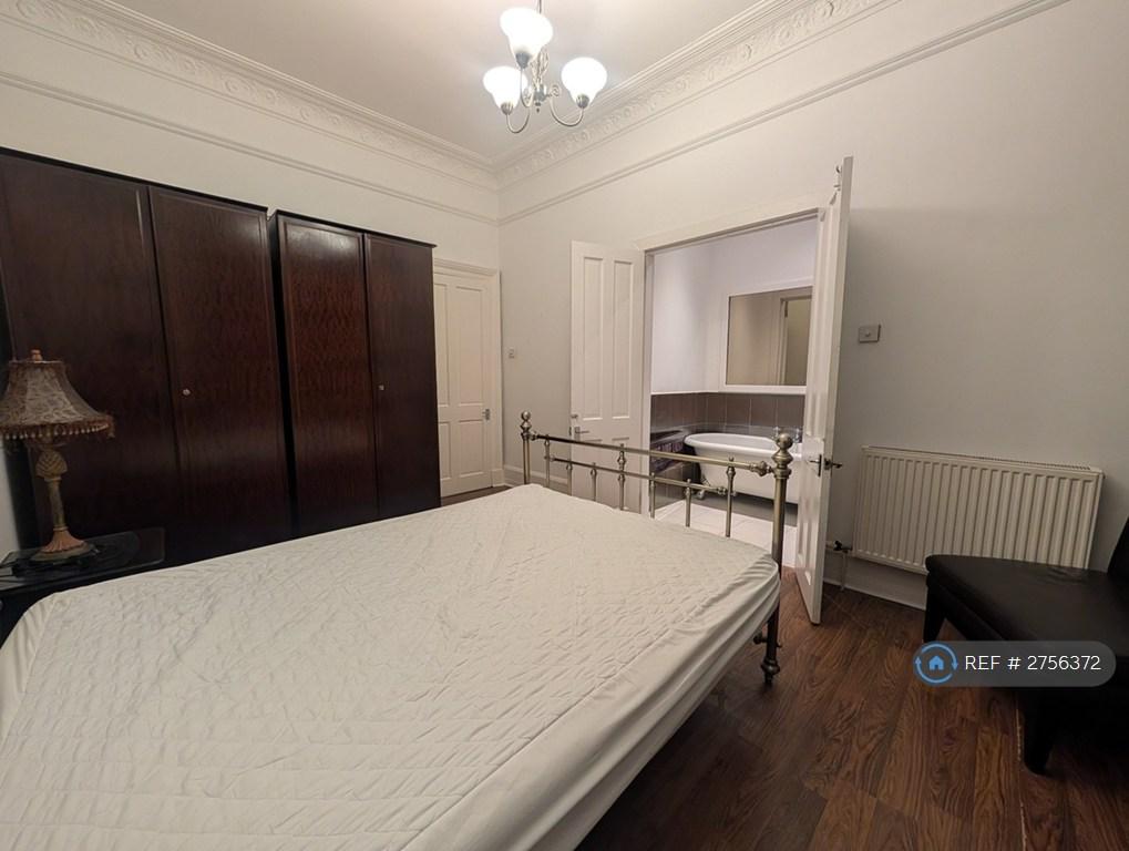 Bedroom 1 - 3