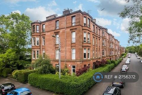 2 bedroom flat to rent, Roebank Street, Glasgow, G31