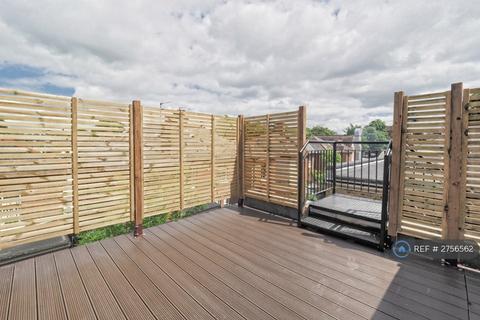 2 bedroom flat to rent, Church Street, Enfield, EN2