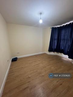 3 bedroom terraced house to rent, Priory Road, Barking, IG11