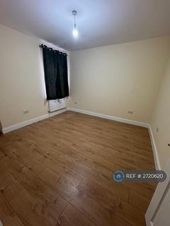 3 bedroom terraced house to rent, Priory Road, Barking, IG11