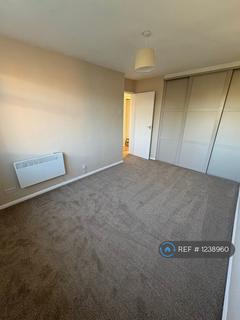 2 bedroom flat to rent, Haig Court, Chelmsford, CM2