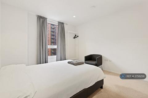 2 bedroom flat to rent, Iris House, London, E14